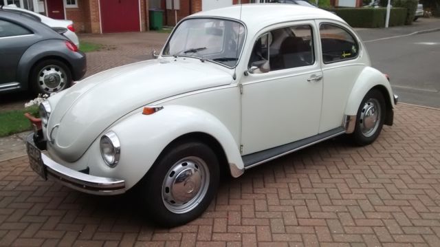 1971 Cream Volkswagen Beetle - Classic
