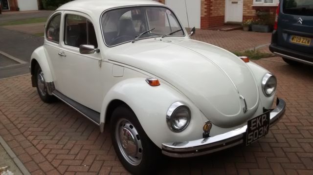 1971 Cream Volkswagen Beetle - Classic