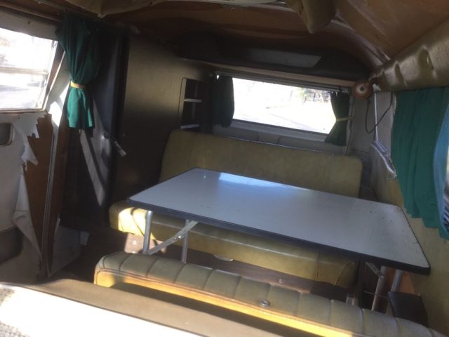 1971 Brown Volkswagen Bus/Vanagon Camper pop top bus