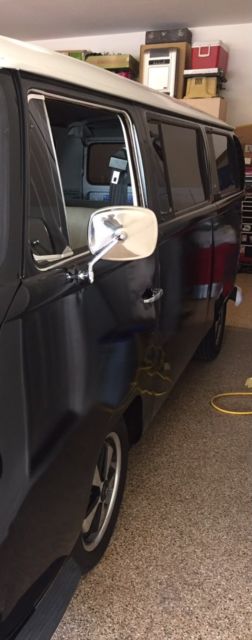 1971 Volkswagen Bus/Vanagon