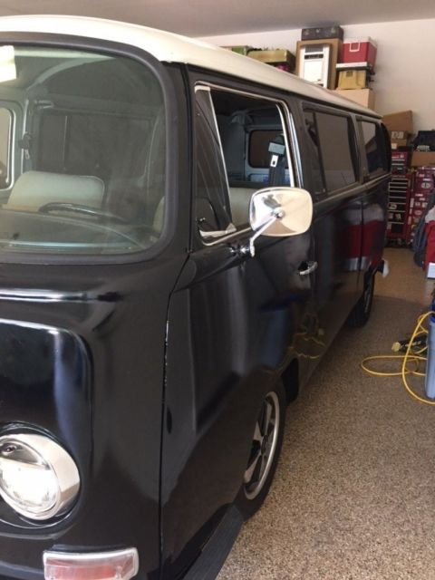 1971 Volkswagen Bus/Vanagon