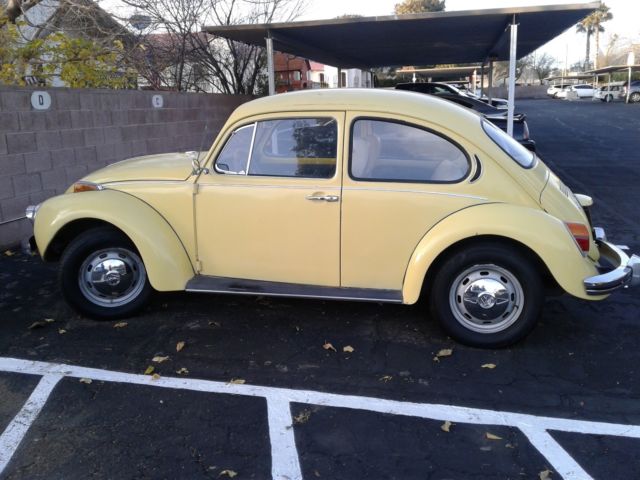 1971 Yellow Volkswagen Beetle - Classic 2 door