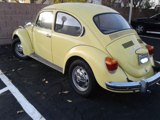 1971 Yellow Volkswagen Beetle - Classic 2 door