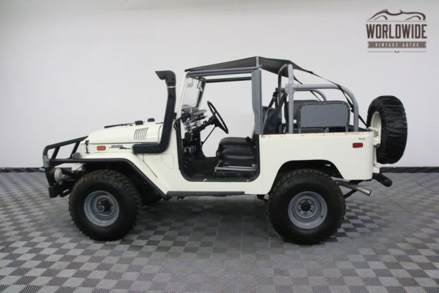 1971 White Toyota Land Cruiser