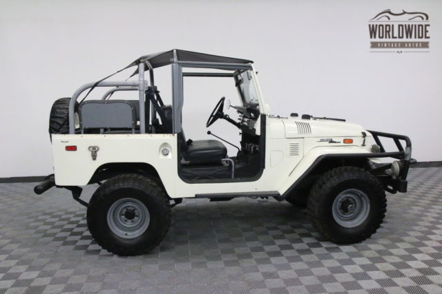 1971 White Toyota Land Cruiser