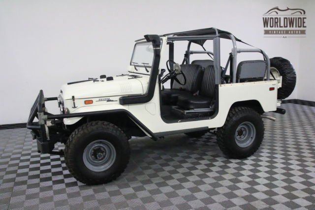 1971 White Toyota Land Cruiser