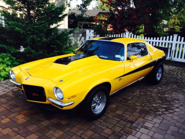1971 Yellow Chevrolet Camaro Coupe