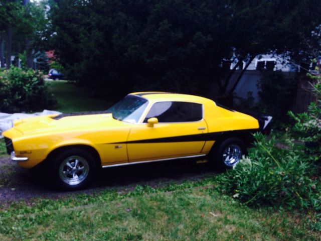 1971 Yellow Chevrolet Camaro Coupe