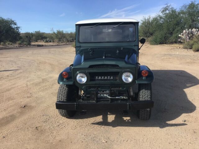 1970 Green Toyota Land Cruiser