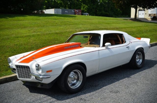 1972 White Chevrolet Camaro Coupe