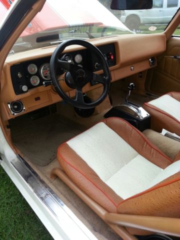 1972 White Chevrolet Camaro Coupe