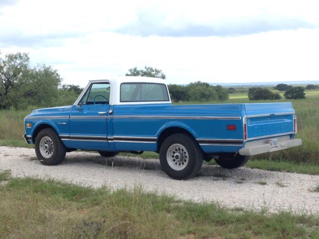 1972 Blue/white Chevrolet C-10