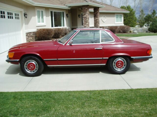 1972 Burgundy Mercedes-Benz SL-Class Convertible