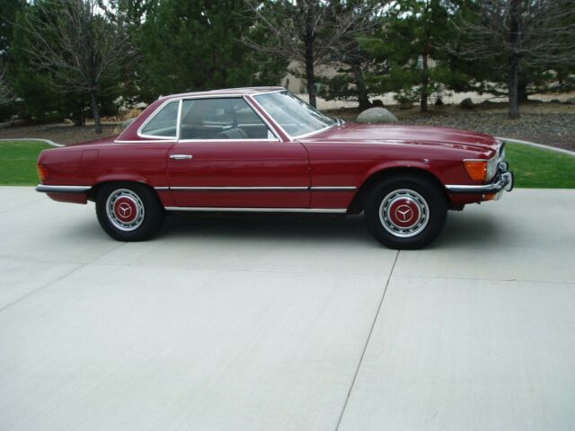 1972 Burgundy Mercedes-Benz SL-Class Convertible