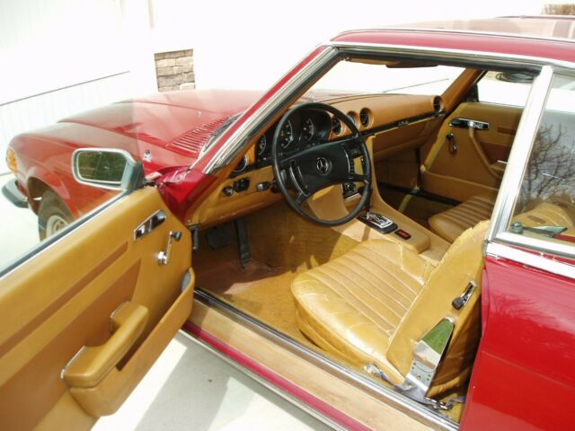 1972 Burgundy Mercedes-Benz SL-Class Convertible