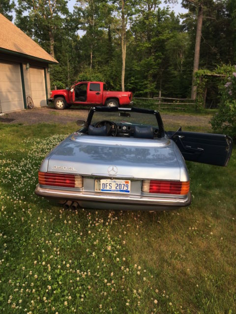 1972 Blue Mercedes-Benz SL-Class