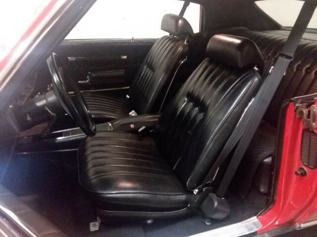 1972 Red Chevrolet Monte Carlo Coupe