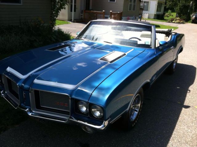 1972 Viking Blue with White Stripes Oldsmobile 442