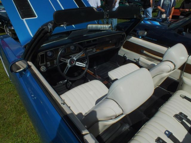 1972 Viking Blue with White Stripes Oldsmobile 442