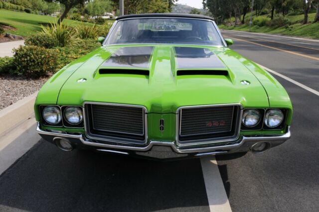 1972 Green Oldsmobile 442 Convertible