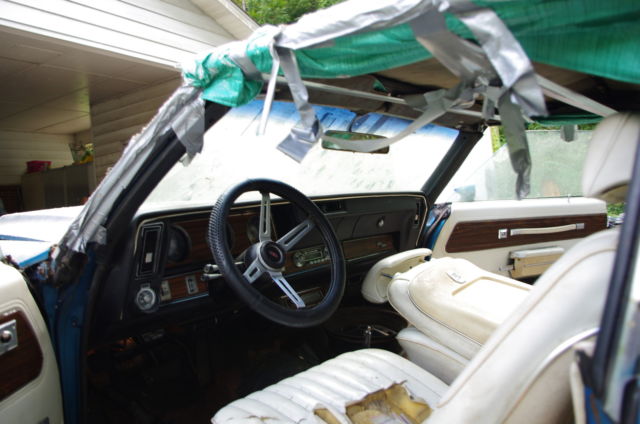 1972 Blue Oldsmobile 442 Convertible