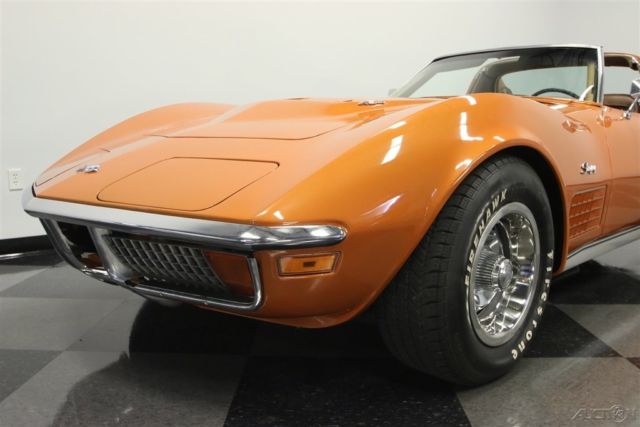 1972 Orange Chevrolet Corvette