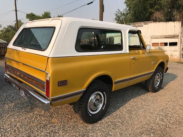 1972 Gold Chevrolet Blazer SUV