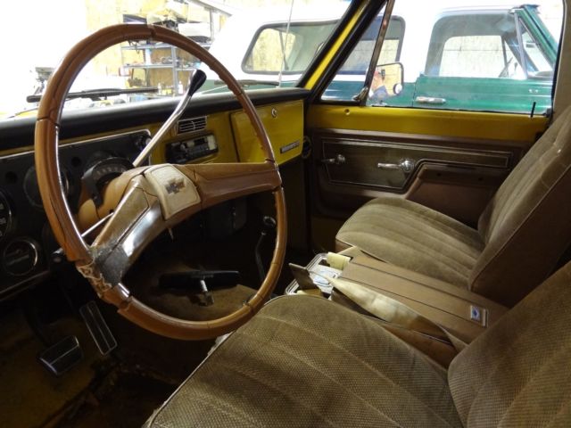 1972 Gold Chevrolet Blazer