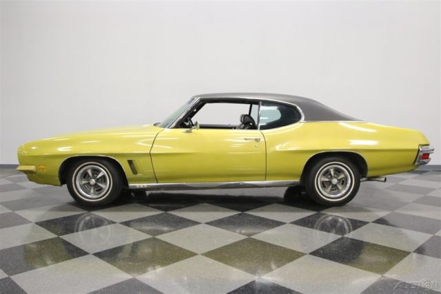1972 Gold Pontiac Le Mans
