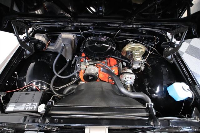 1972 Black Chevrolet K5