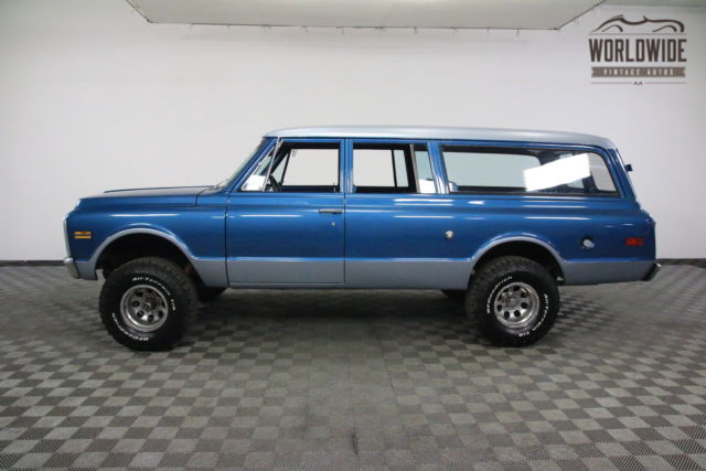 1972 Blue Chevrolet Suburban