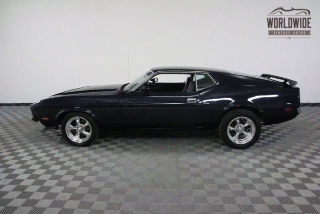 1972 Blue Ford Mustang