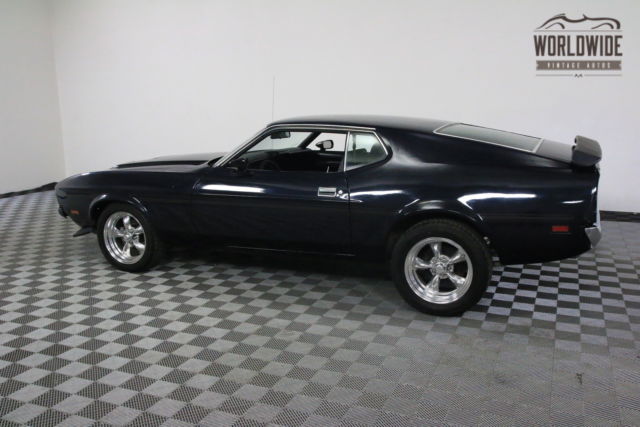 1972 Blue Ford Mustang