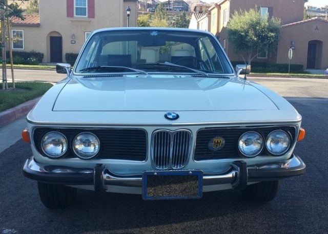 1972 White BMW 3-Series Coupe