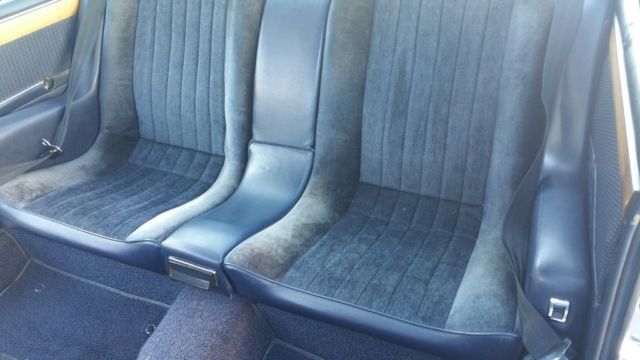 1972 White BMW 3-Series Coupe