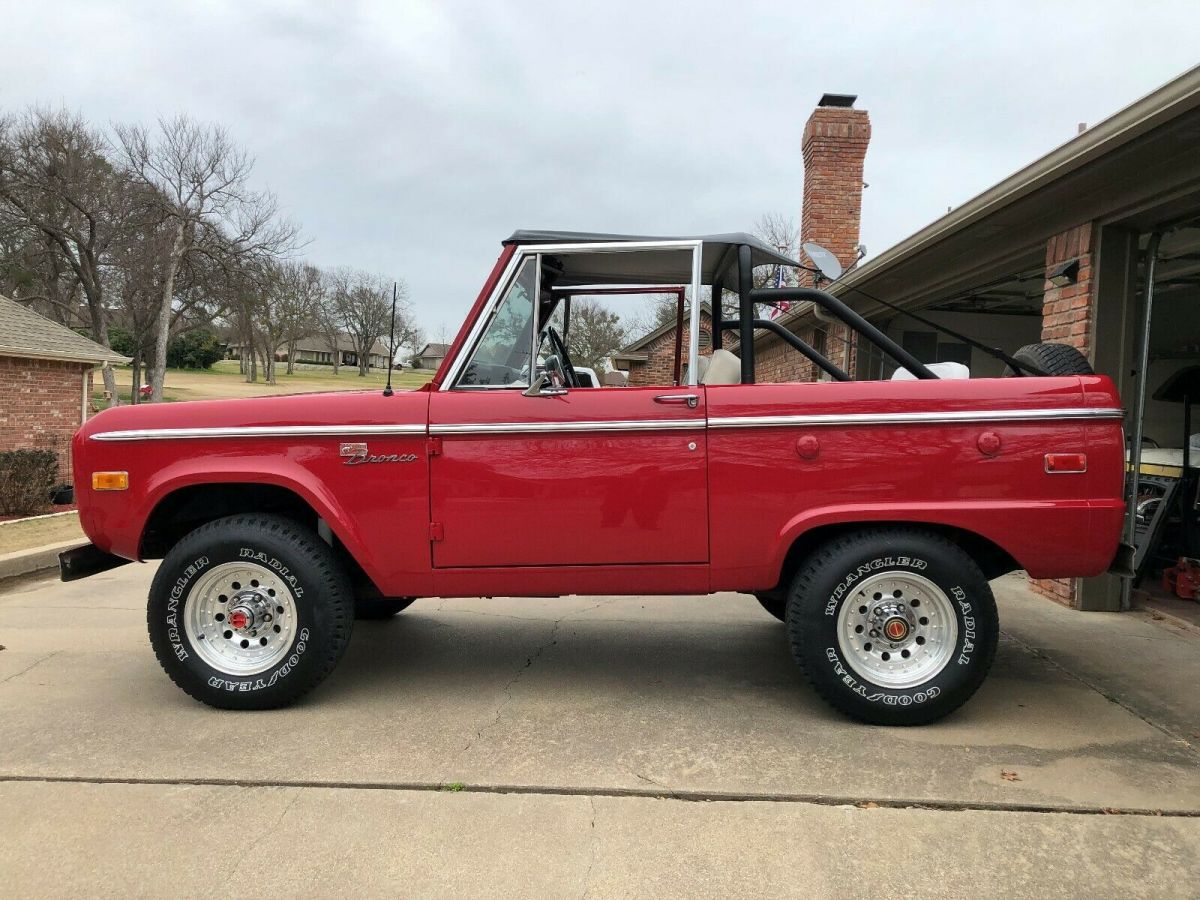1972 Red Ford Bronco