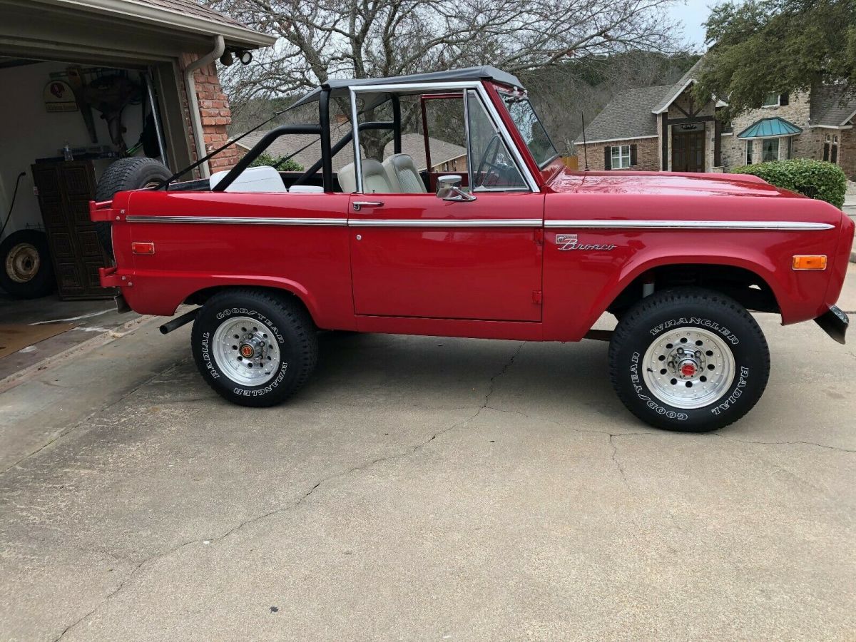 1972 Red Ford Bronco