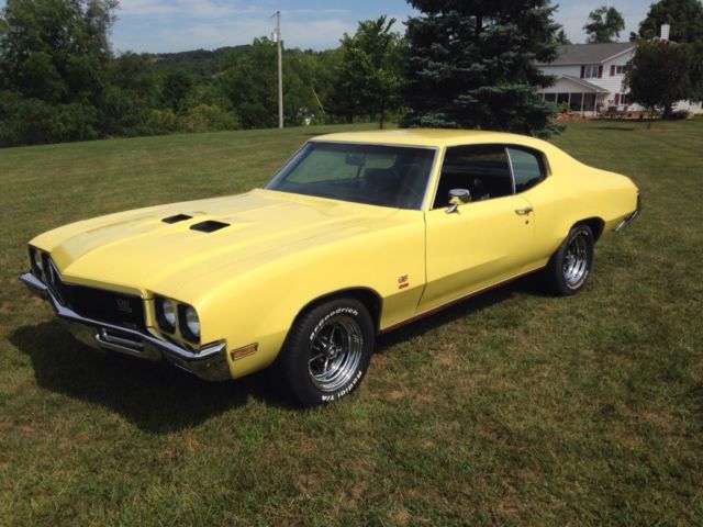 1972 Yellow Buick Skylark Coupe