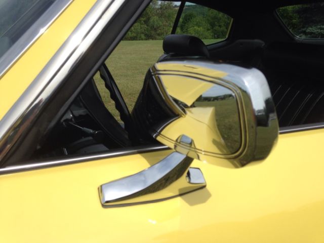 1972 Yellow Buick Skylark Coupe