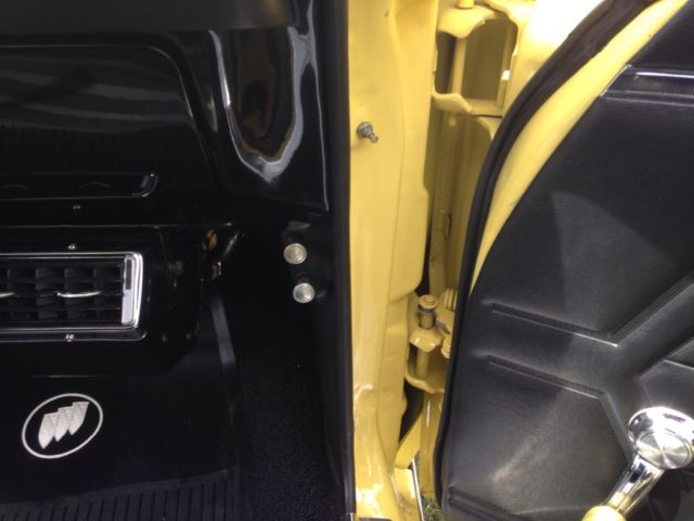 1972 Yellow Buick Skylark Coupe