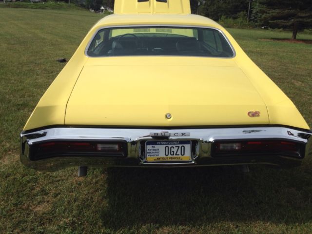 1972 Yellow Buick Skylark Coupe