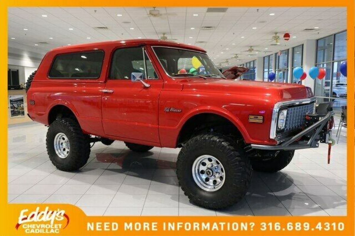 1972 Red Chevrolet Blazer