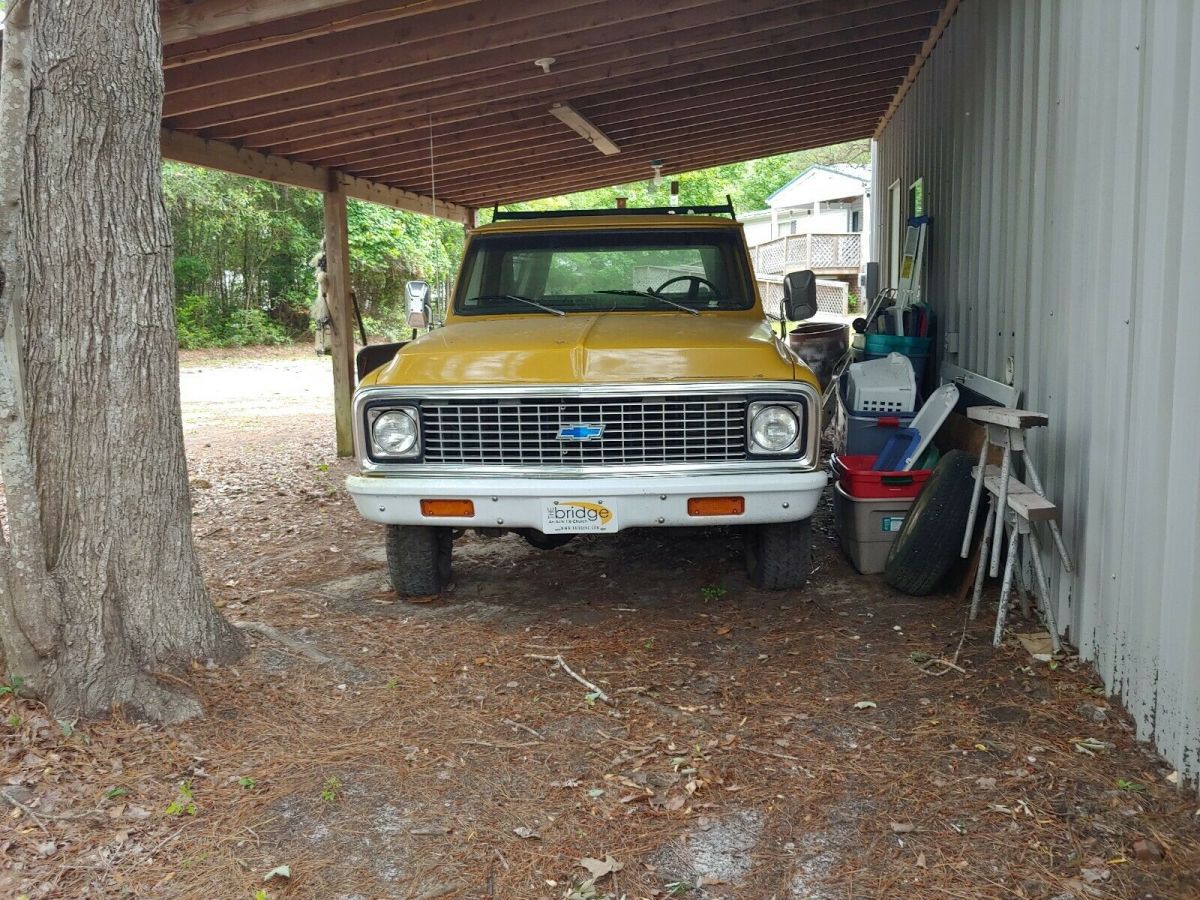 1972 Ocher Chevrolet C-10 Standard Cab Pickup