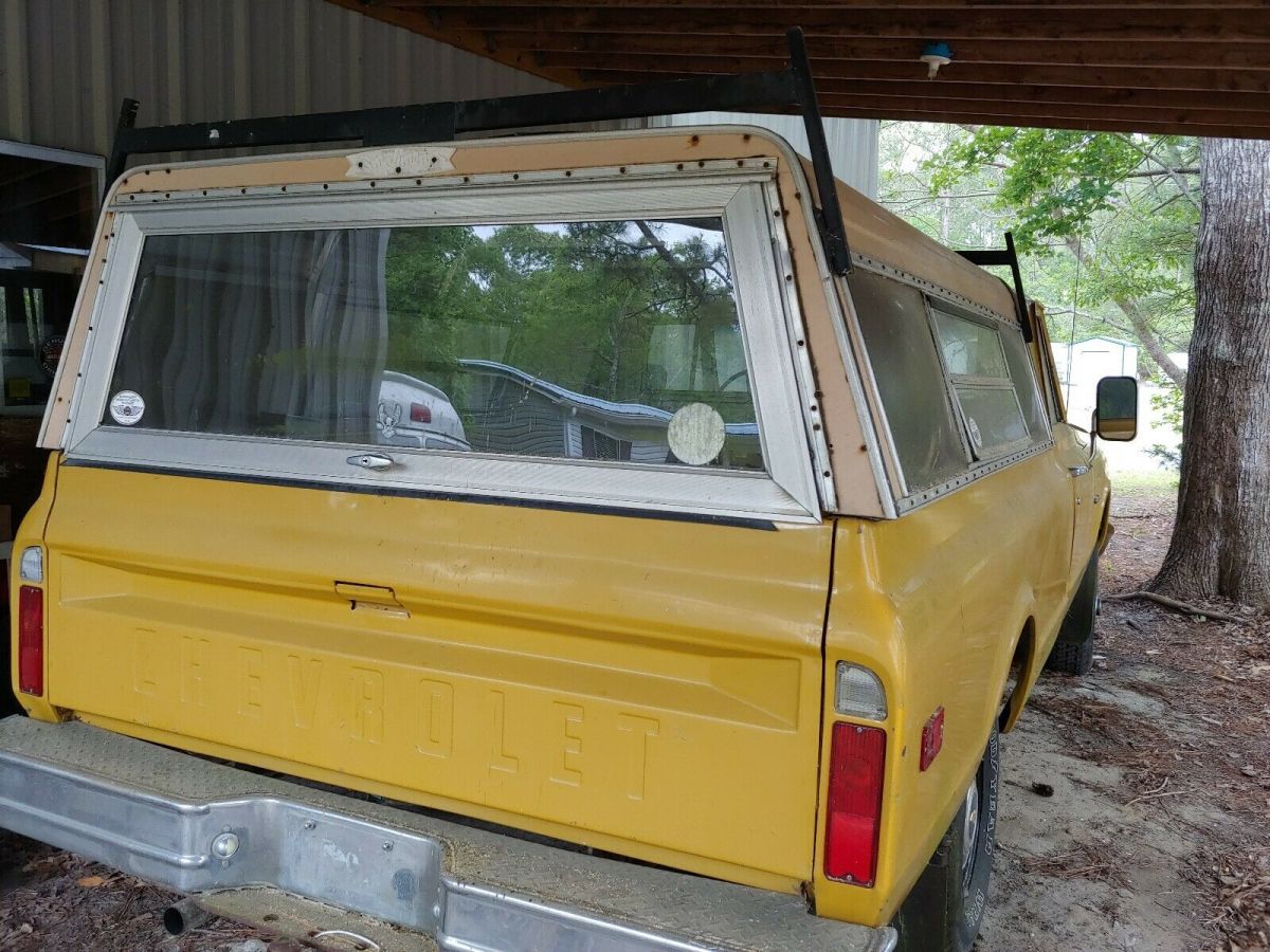 1972 Ocher Chevrolet C-10 Standard Cab Pickup