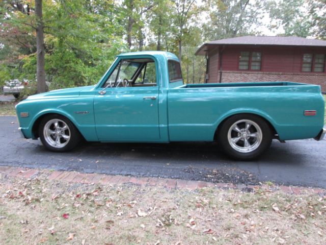 1972 Green Chevrolet C-10 Short Body