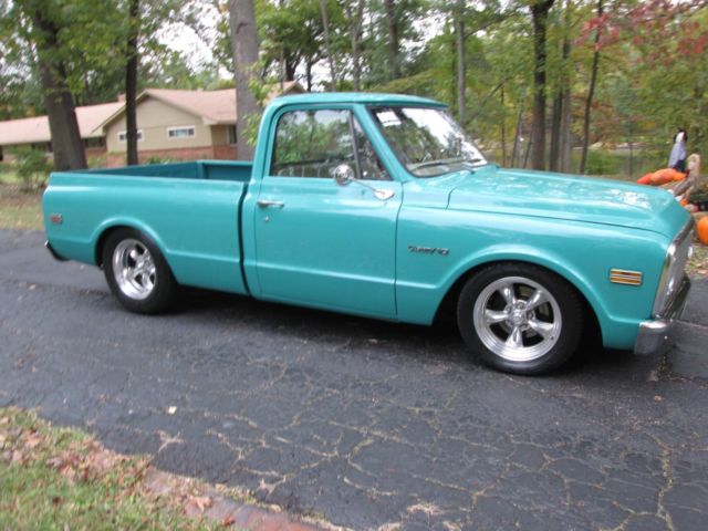 1972 Green Chevrolet C-10 Short Body