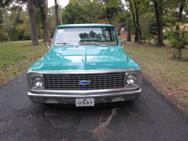 1972 Green Chevrolet C-10 Short Body