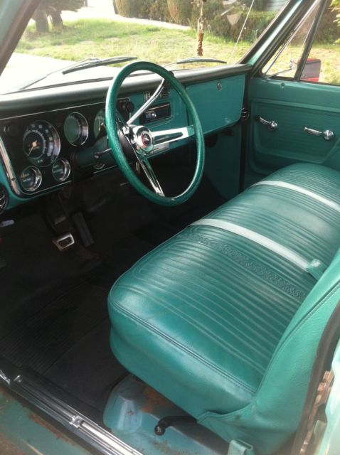 1972 tuerqoise Chevrolet C-10 Cab & Chassis
