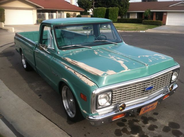 1972 tuerqoise Chevrolet C-10 Cab & Chassis