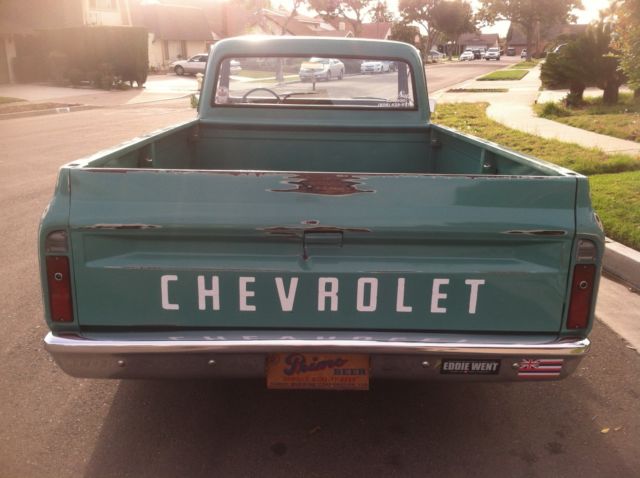 1972 tuerqoise Chevrolet C-10 Cab & Chassis